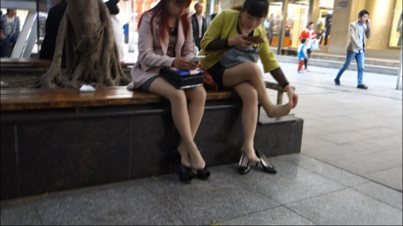 streetsnapfootm[00 01 17][20181202 112659 1]